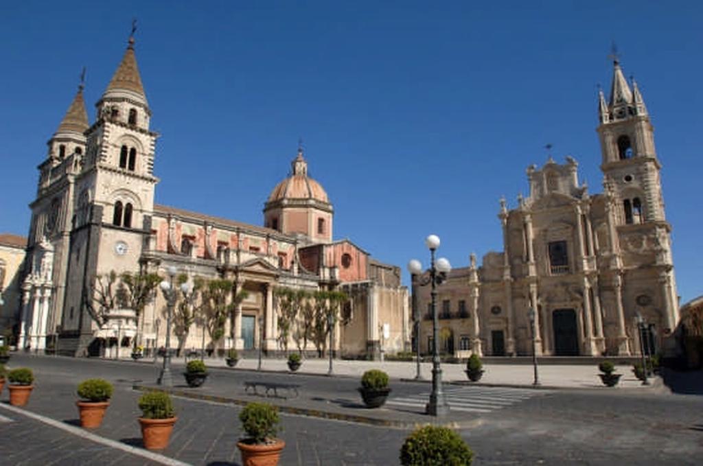 Ferienwohnung Come In Sicily La Pietra Monaca Acireale Exterior foto